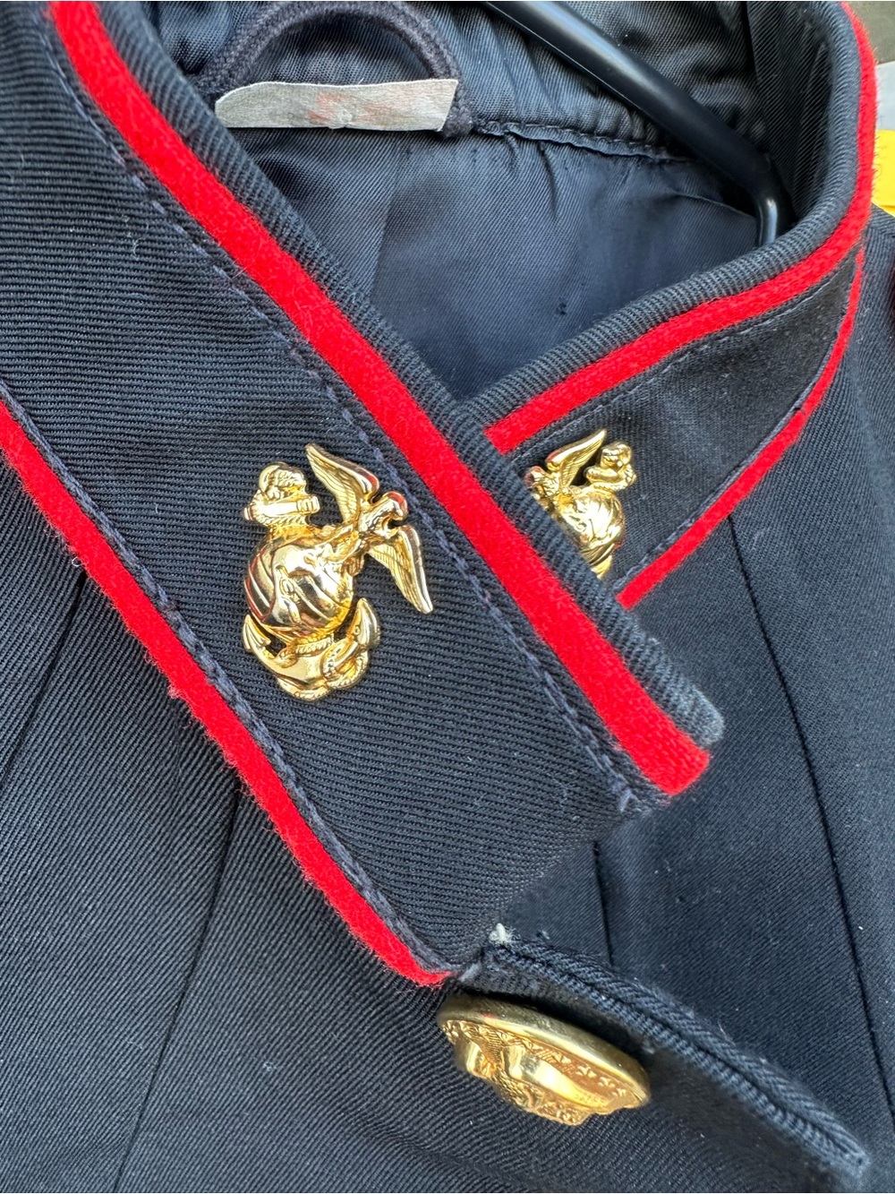 Men's Military-Style Black Dress Coat with Red Trim - Picture 7 of 16